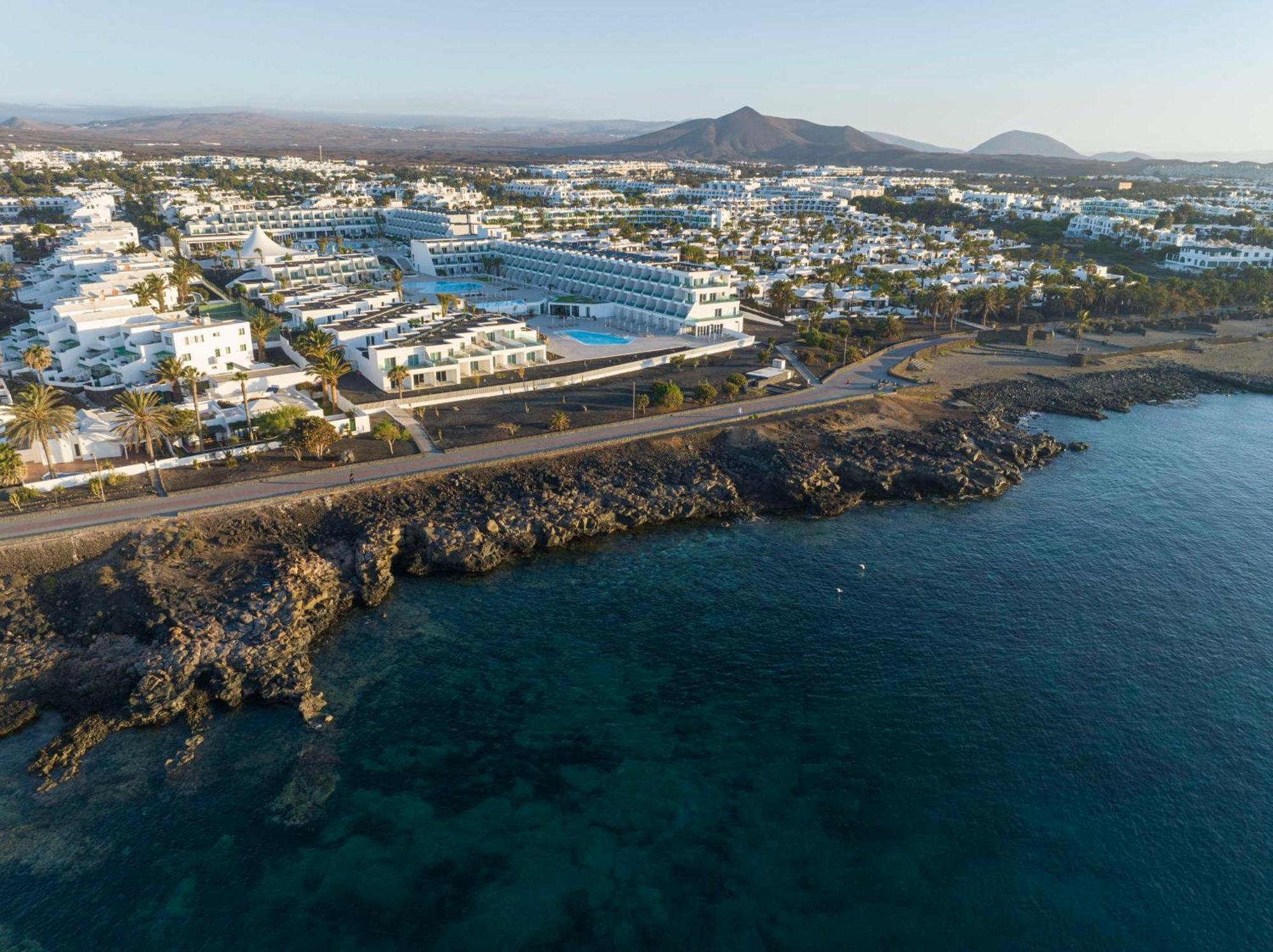 Radisson Blu Resort, Lanzarote Adults Only Costa Teguise Extérieur photo