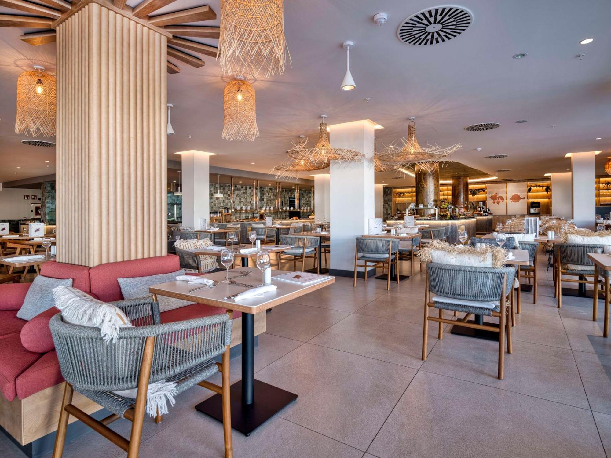 Radisson Blu Resort, Lanzarote Adults Only Costa Teguise Extérieur photo