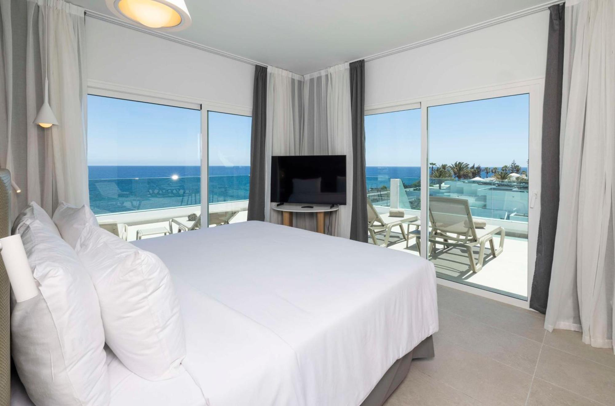 Radisson Blu Resort, Lanzarote Adults Only Costa Teguise Extérieur photo