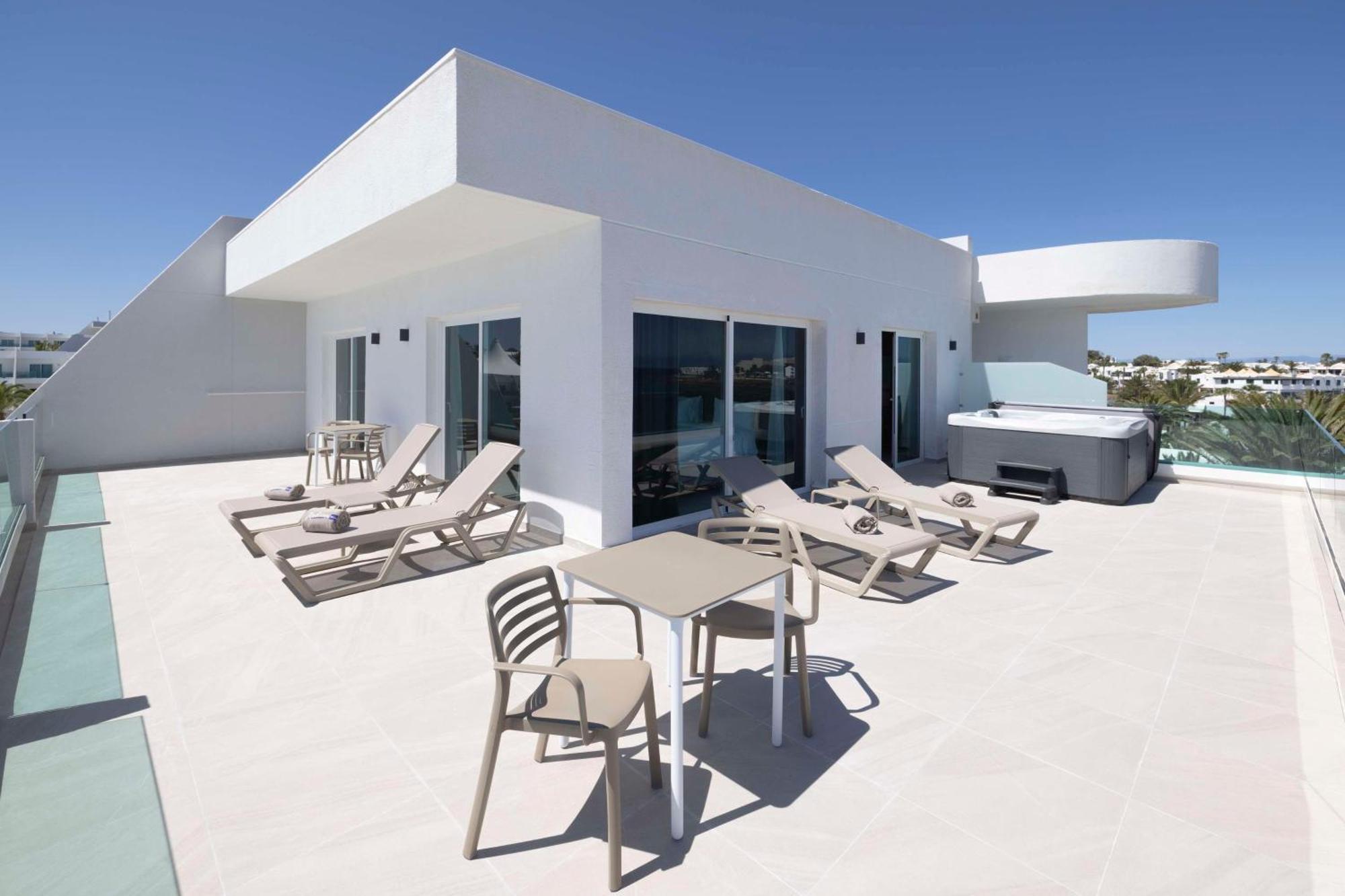 Radisson Blu Resort, Lanzarote Adults Only Costa Teguise Extérieur photo